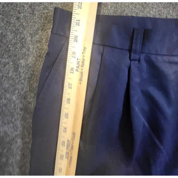 Izod Golf Shorts Classic Navy  Golf Shorts Sz 38 Polyester - Picture 8 of 10